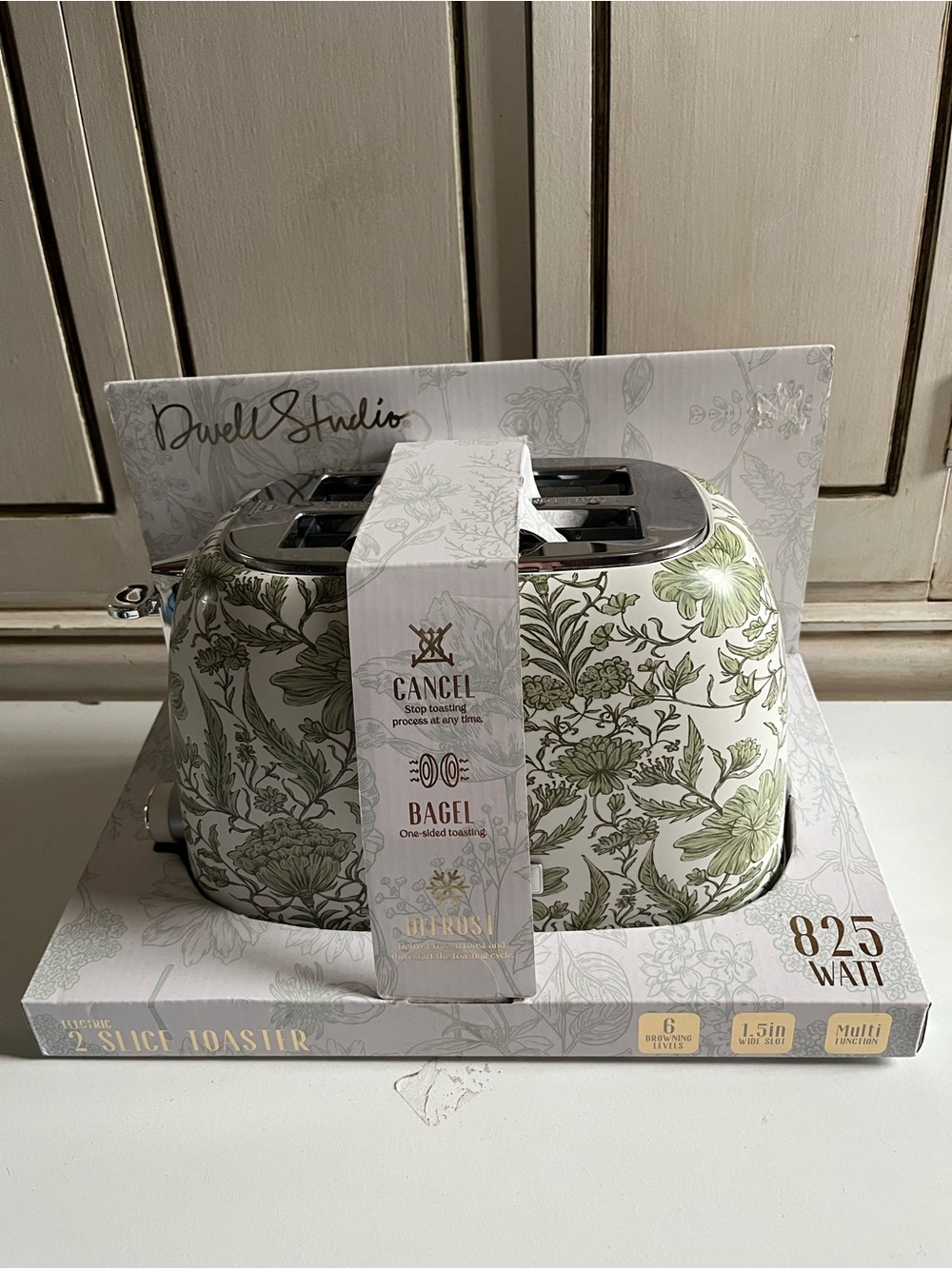 DwellStudio 2-Slice Toaster Sage Green Floral Botanical New In Box Cottagecore